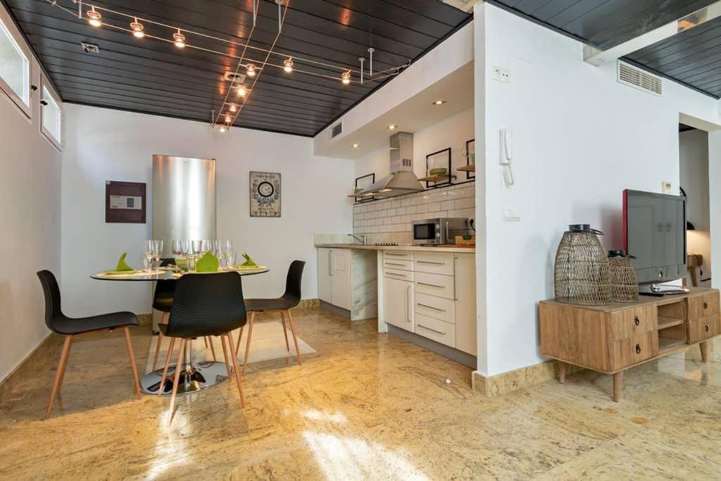 Becas Alameda Duplex By Valcambre Apartment Seville Exterior photo