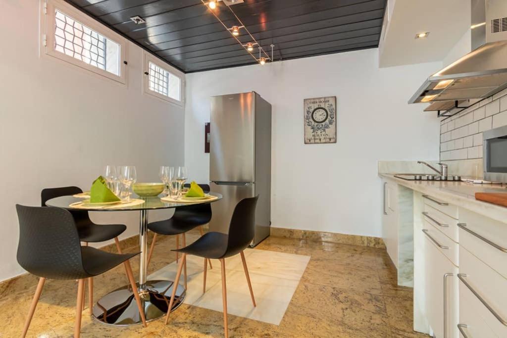 Becas Alameda Duplex By Valcambre Apartment Seville Exterior photo
